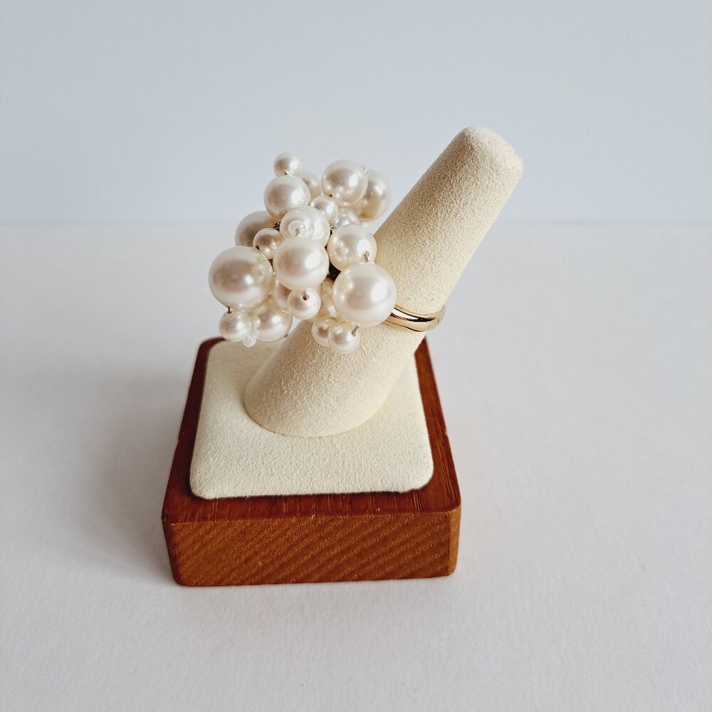 New Signed Swarovski Statement Gold Ring With Pea… - image 4